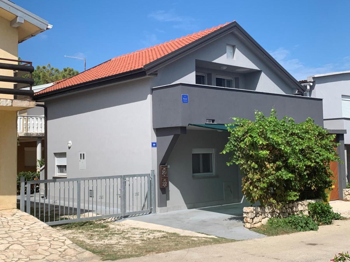 Apartman Boja วีร์ ภายนอก รูปภาพ